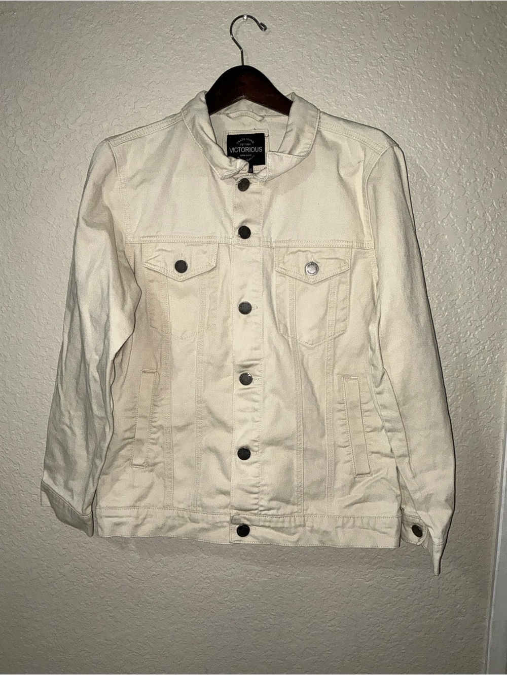 Victorious Men’s Off-White Denim Jacket - Lightweight Shirt Jacket